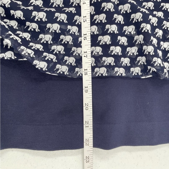 Cabi Elephant Parade Navy White Chiffon Overlay Banded Knit Body/Bottom Zip Top - Picture 10 of 11